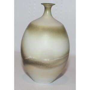 unusual vintage signed Studio Art Pottery 4 3/4" vase earth tones narrow neck